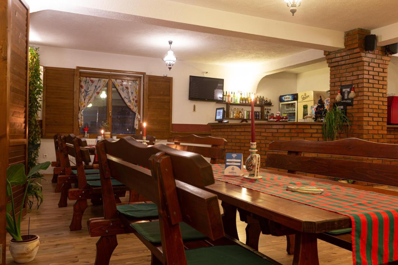 Pensiunea Si Restaurant Erdo Одорхею-Секуйеск Экстерьер фото